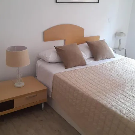 Pinares, A 5 Minutos Andando De La Playa De El Sardinero Santander