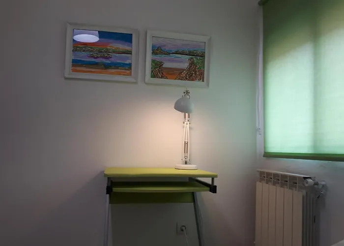 Daire Pinares, A 5 Minutos Andando De La Playa De El Sardinero